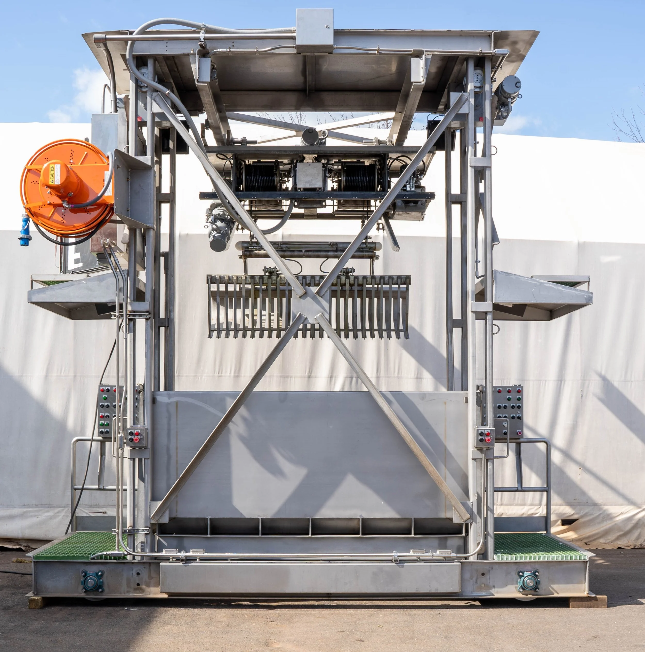 TrashRake_RefurbishmentCompleted (1).jpg