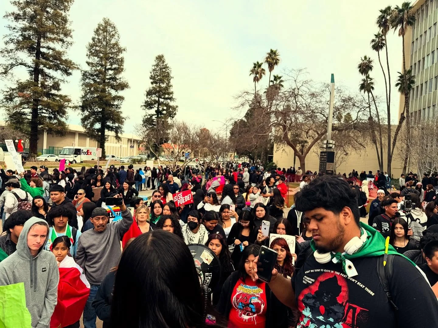 🇵🇸🇲🇽 STUDENT WALKOUT: We were incredibly grateful to be part of this historic walkout organized by students across Bakersfield. It was absolutely inspirational to see students take charge, breaking the barriers of fear to raise their voices in op