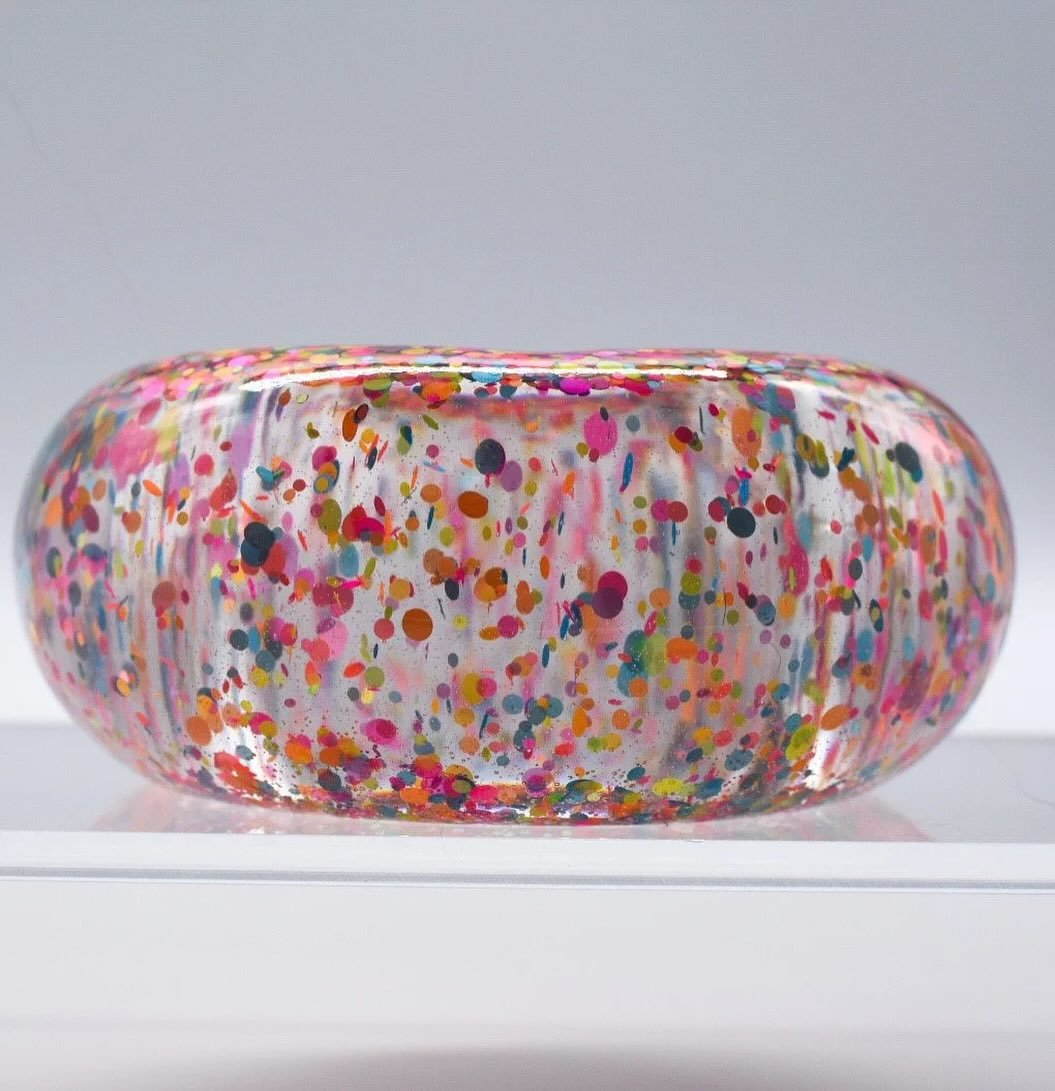 CONGRATS to Assemblage client Chazzie, who&rsquo;s website just went live TODAY. She makes the cutest ever epoxy trays and bowls (look out for the MahJong wine coaster coming soon too cause I&rsquo;m gonna snatch that up if you don&rsquo;t). ShopTheT