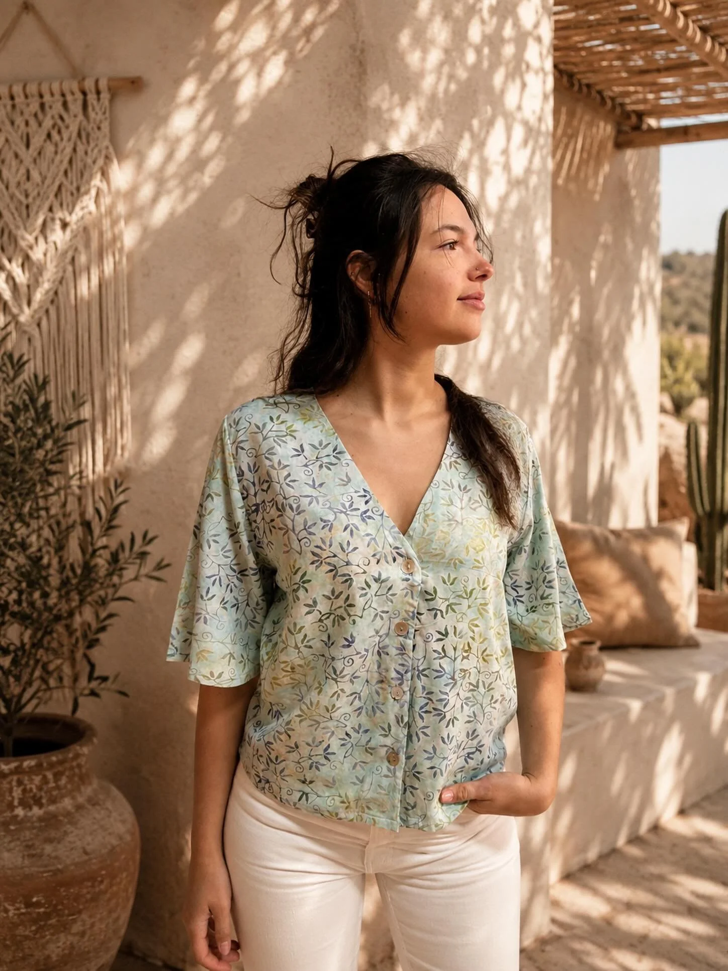 Zoek je nog een perfecte blouse voor op vakantie?🌞
Kom langs in Arnhem &amp; Zutphen @binabarnhem 
100% Eco Viscose, heerlijk luchtig en duurzaam🌿