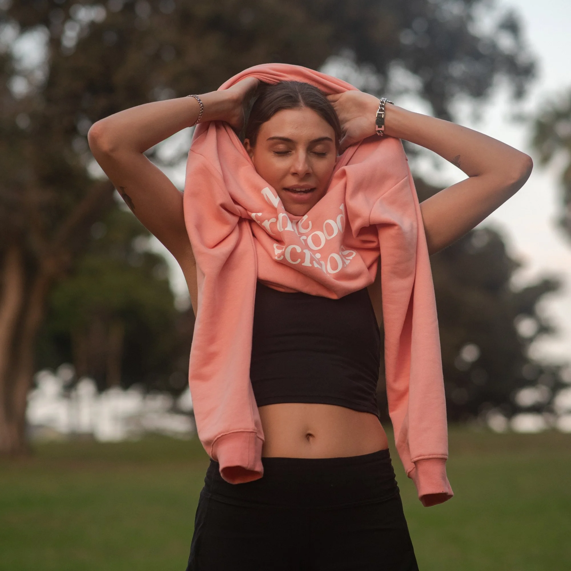 ZRC_LA_run_sweat_PNK_01.jpg