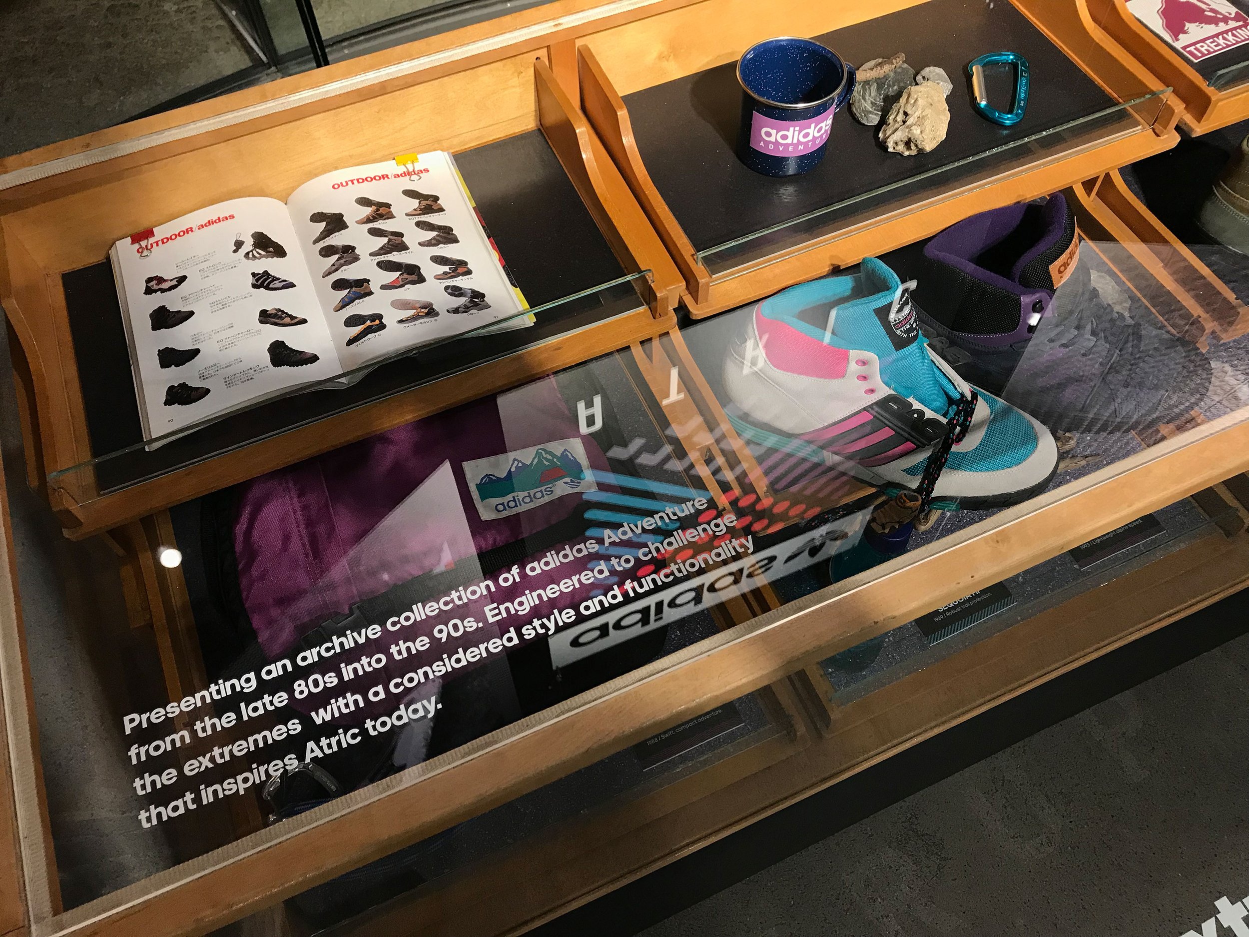 adi_Adventure_01_cabinet.jpg