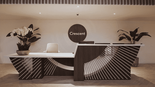 Local Crescent Showcase