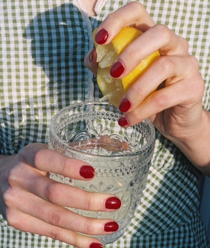 AGUA CON LIMÓN