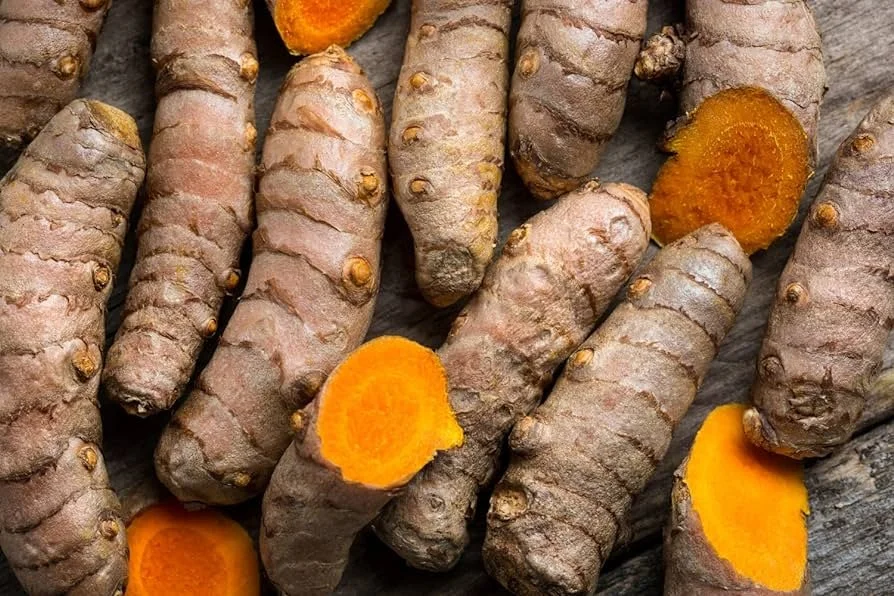 BENEFICIOS DE LA CURCUMA