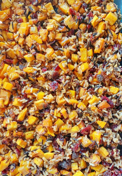 Arroz Salvaje con Calabaza, Camote y Arándanos Deshidratados