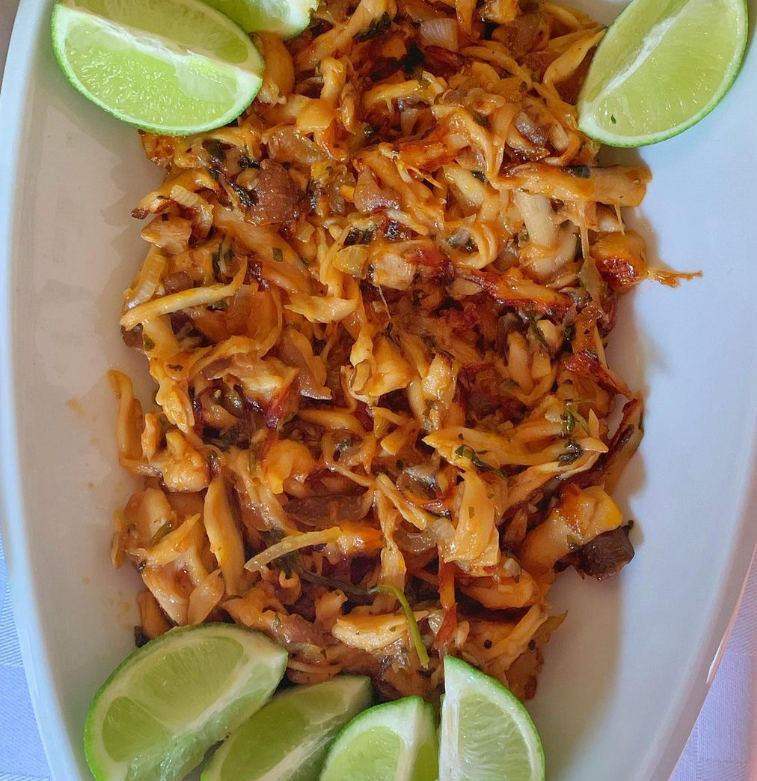 Hongos King Oyster al estilo “Pulled” con Salsa BBQ