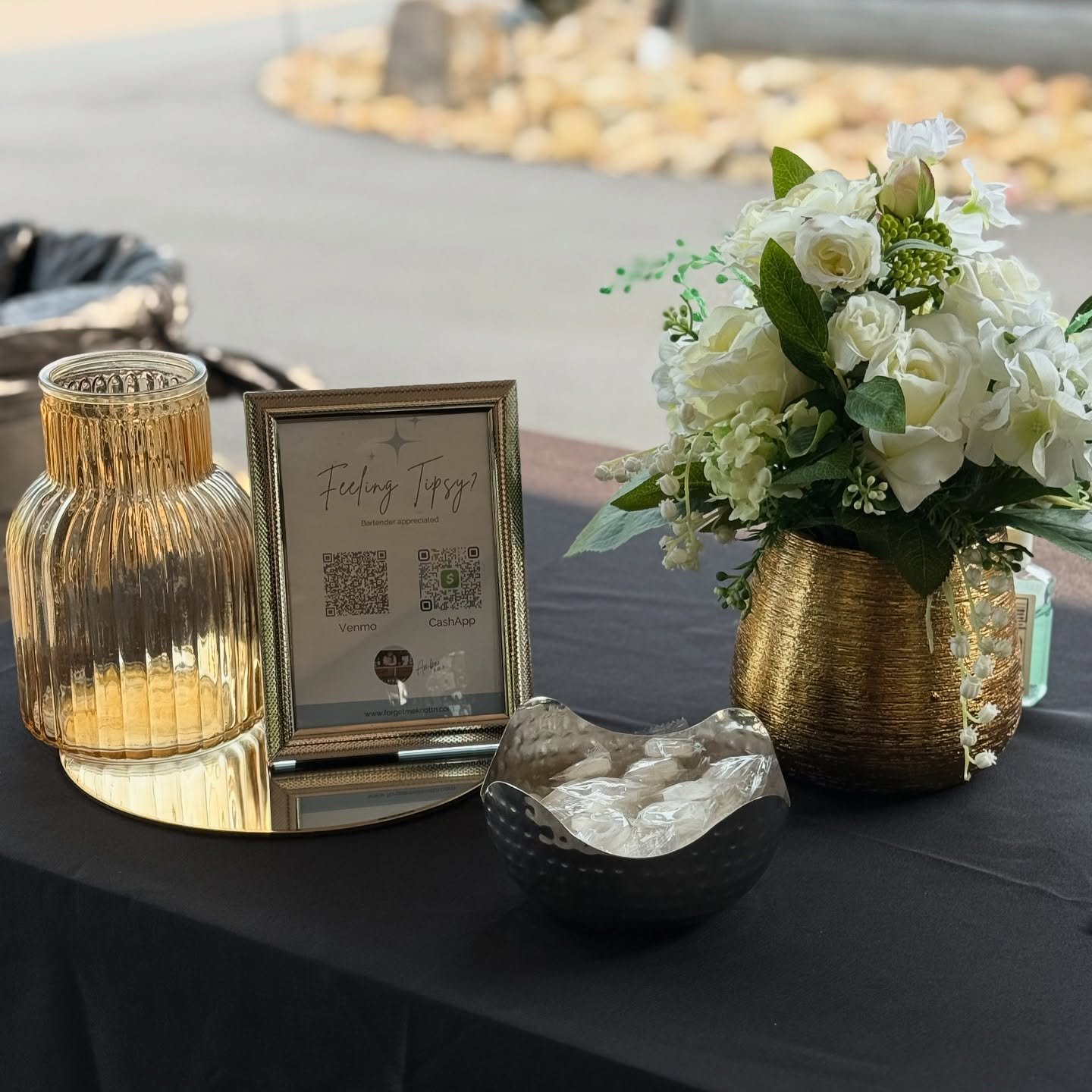 A look back at a beautiful wedding at @willowridgetownsend 🍾✨

ForgetMeKnot kept the drinks flowing with mobile bar perfect for any celebration! From beer &amp; wine to signature cocktails to full open bars, we bring the good vibes to any event in E