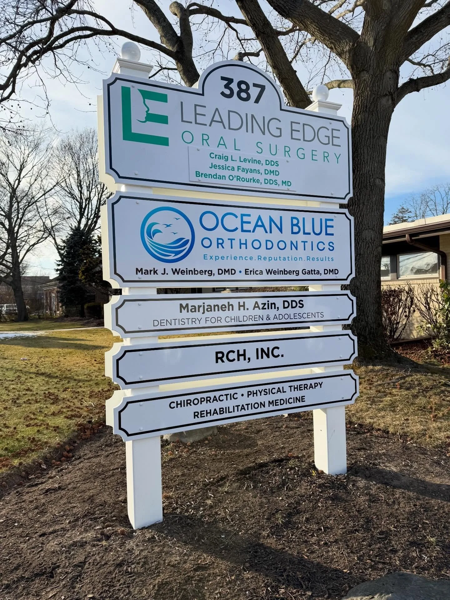 387 E Main St - Bay Shore, NY