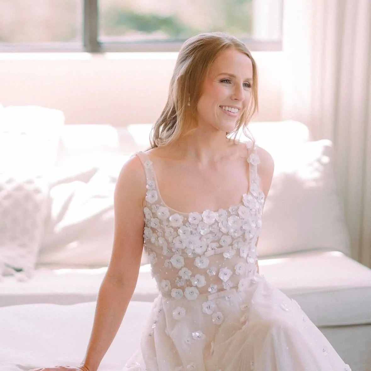 An absolute dream 💍🤍

📸: @khcollective.co