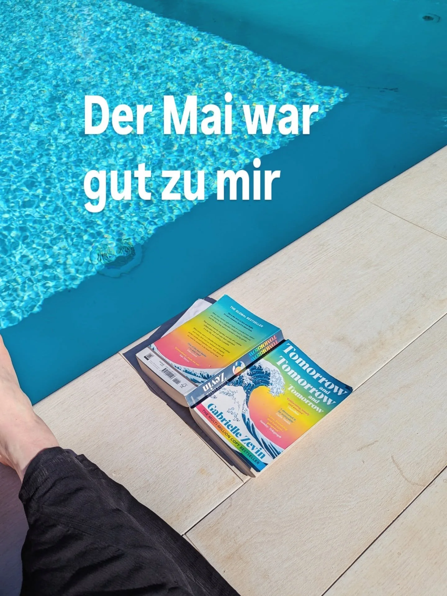 Das war ein guter Mai. Viel unterwegs und viel im Bett. 
Eine Podcast-Folge &uuml;ber Lena Dunhams Buch f&uuml;r SodaKlub aufgenommen (Fun). Ein paar brauchbare S&auml;tze geschrieben. Einige viel bessere S&auml;tze gelesen, zum Beispiel alleine der 