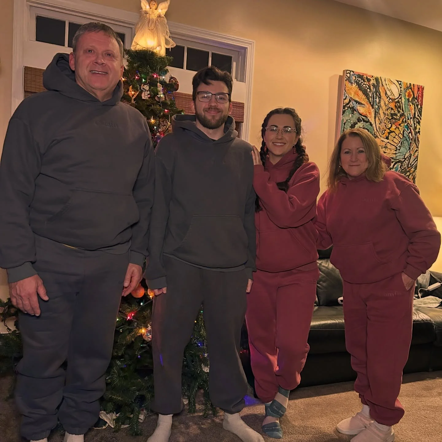 Christmas sponsored by @comfrt 😅🎄✨
The last ones my favorite 🙃

Happy holidays from The Robinson&rsquo;s 💓