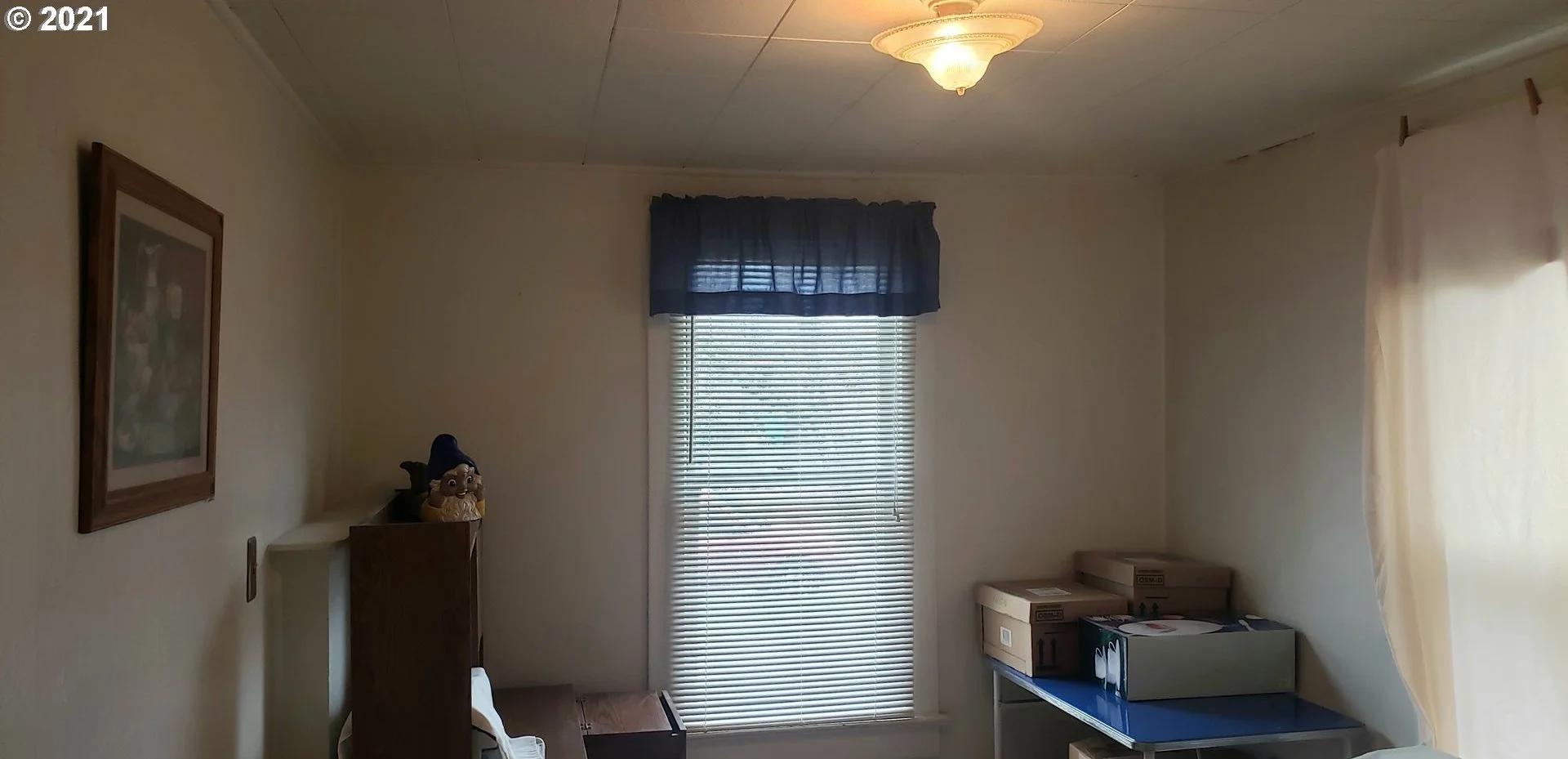 2nd bedroom.jpg