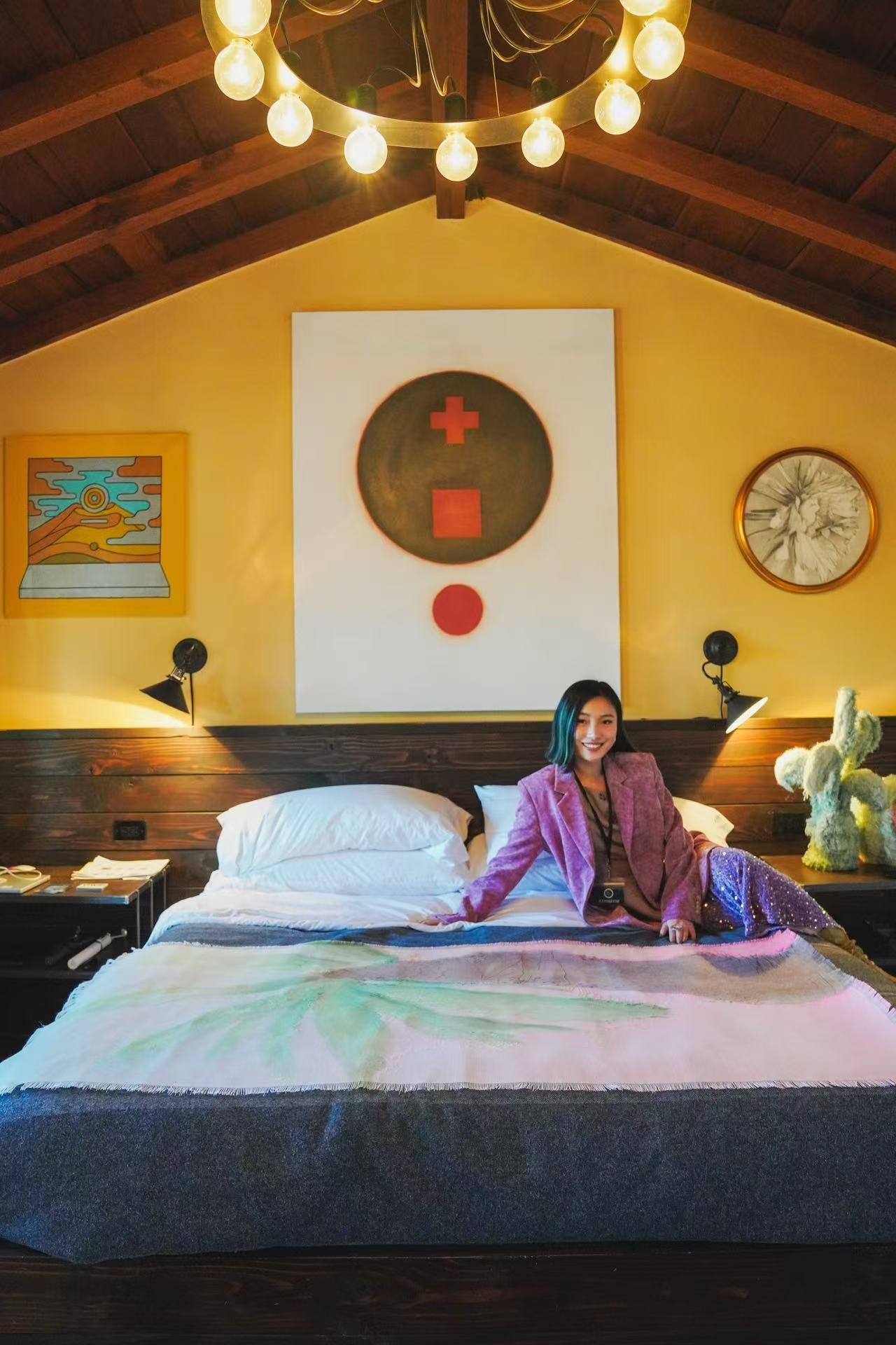 Gallerist Yiwei Lu .jpg