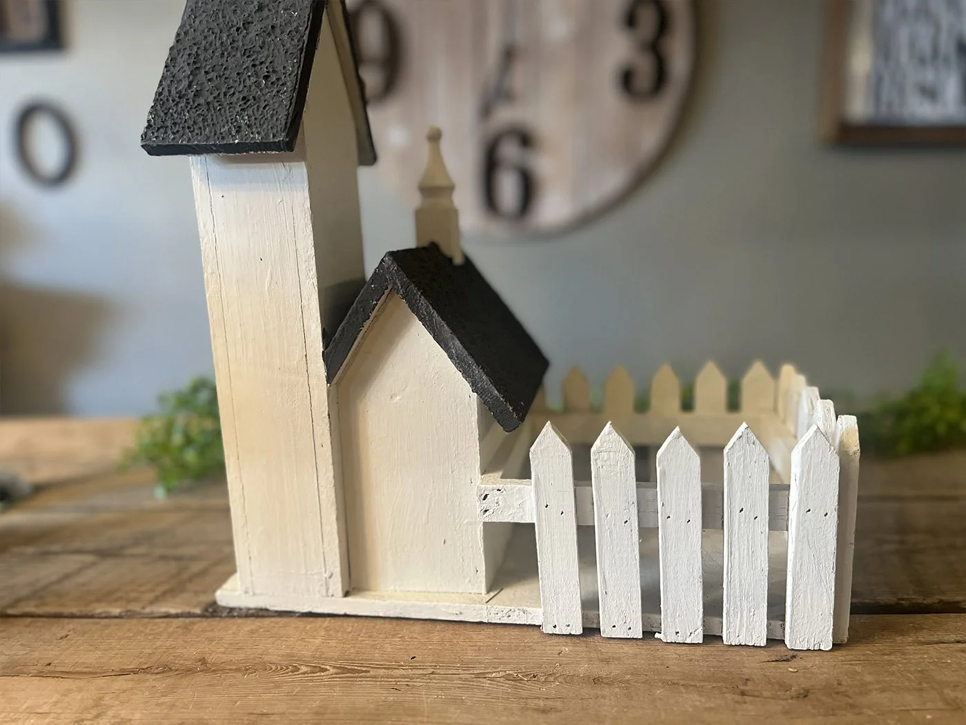 8 back of birdhouse planter.jpg
