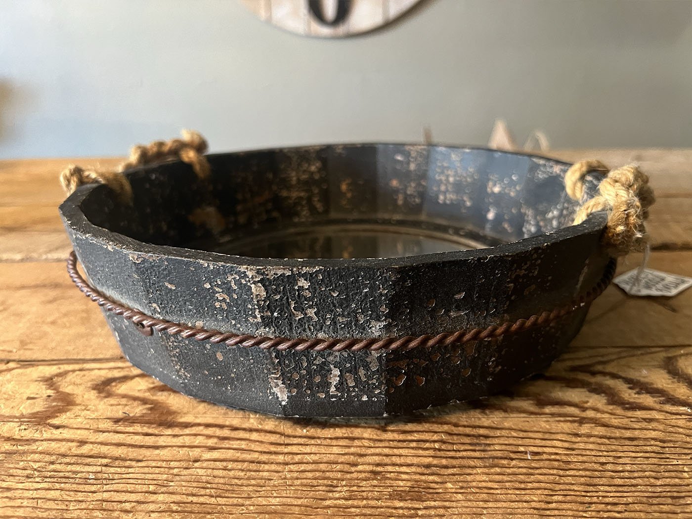 roundmirrorbucket2.jpg