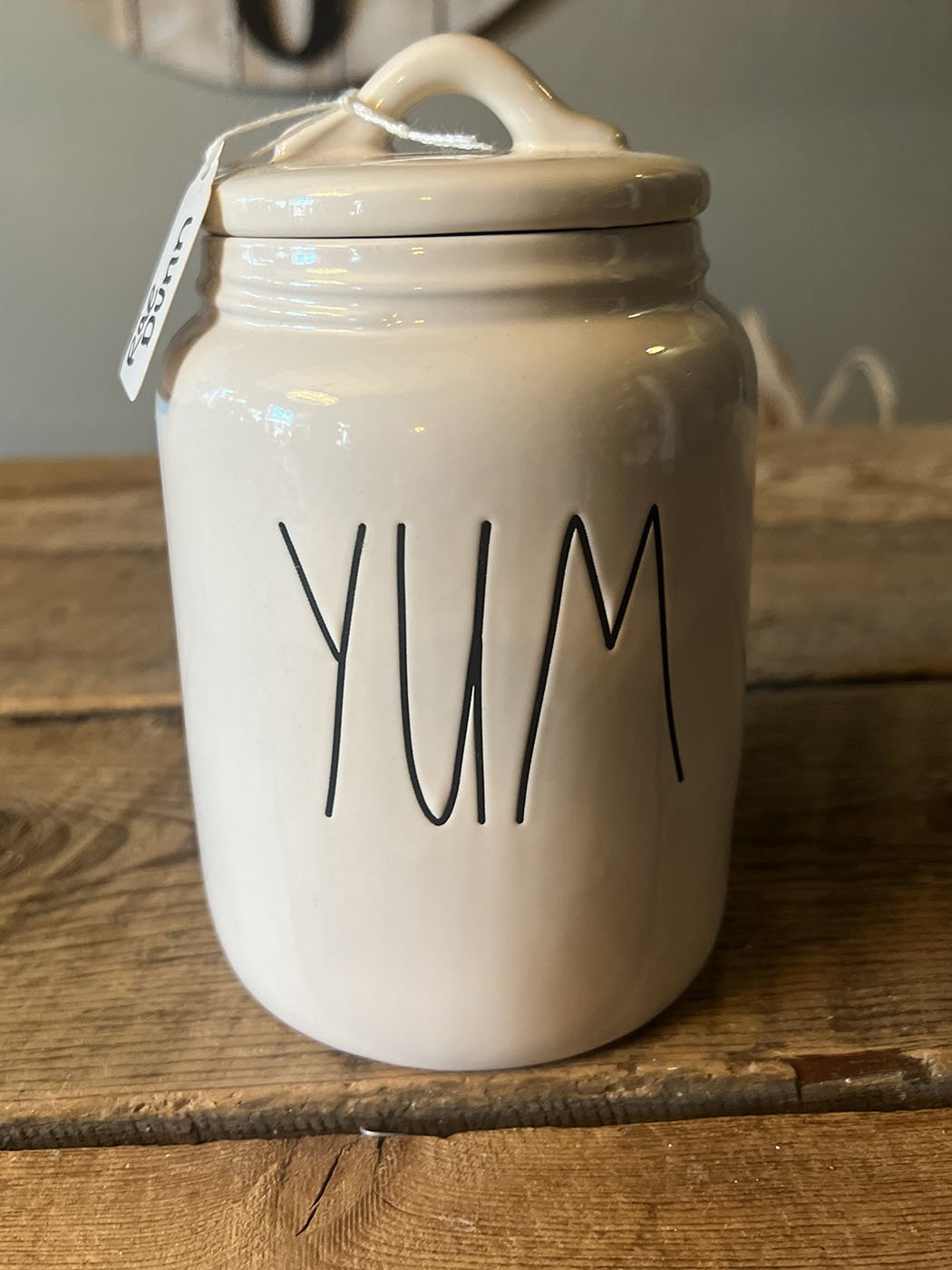 julyraedunnyumcanister.jpg