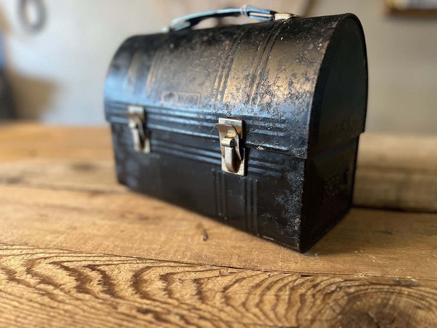 julyvintagelunchbox.jpg