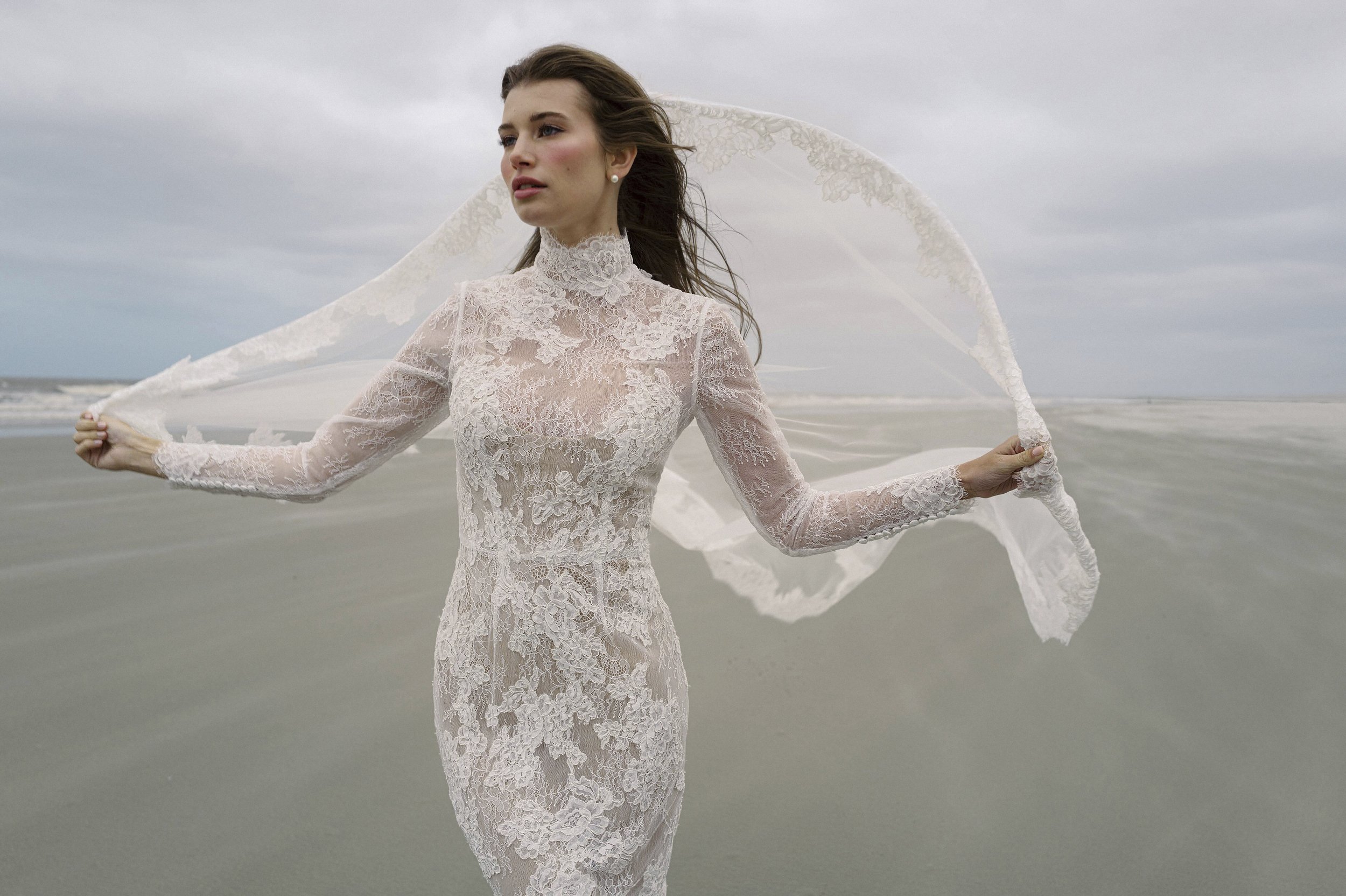 blue willow ryland wedding dress Never Worn Anne Barge Blue Willow Wedding Dress