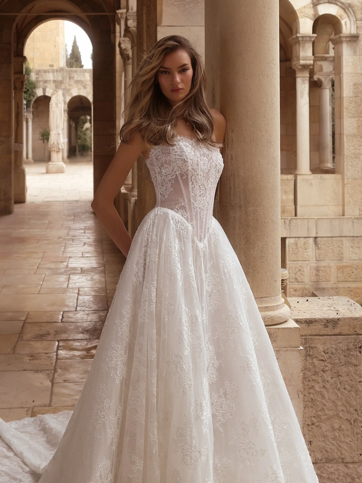 Pnina Tornai Newest LOVE collection is here!.. Say yes to your dream dress!. 🤍✨ BOOK YOUR APPOINTMENT NOW!. 

Trunk show Feb 6 - 15 🖤 LOVE 26 collection.
#kinsleycouturebridal #bride #wedding #bridal #california