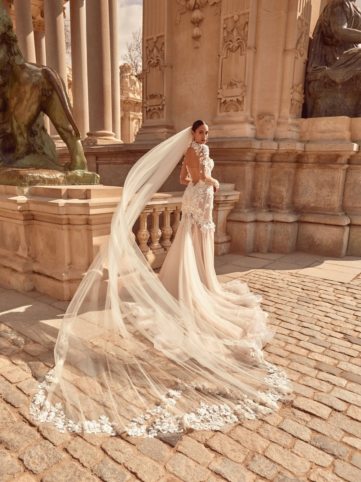 Say yes to your dream Galia Lahav wedding dress. Book your appointment now! ✨

#california #bride #wedding #weddinginspiration