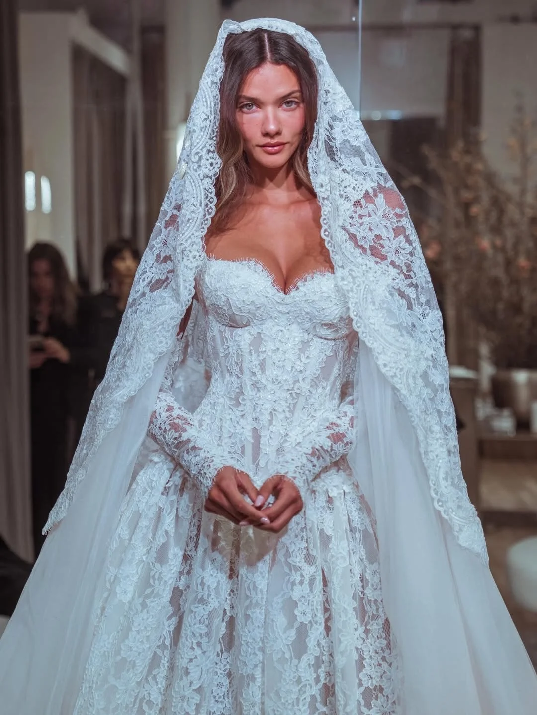 Galia Lahav SS27 is every bride&rsquo;s dream 🤍 Exquisite details for the glamorous and romantic bride. These gorgeous wedding gowns are coming soon to Kinsley Couture Bridal ✨

#kinsleycouturebridal #california #bridal #fahion