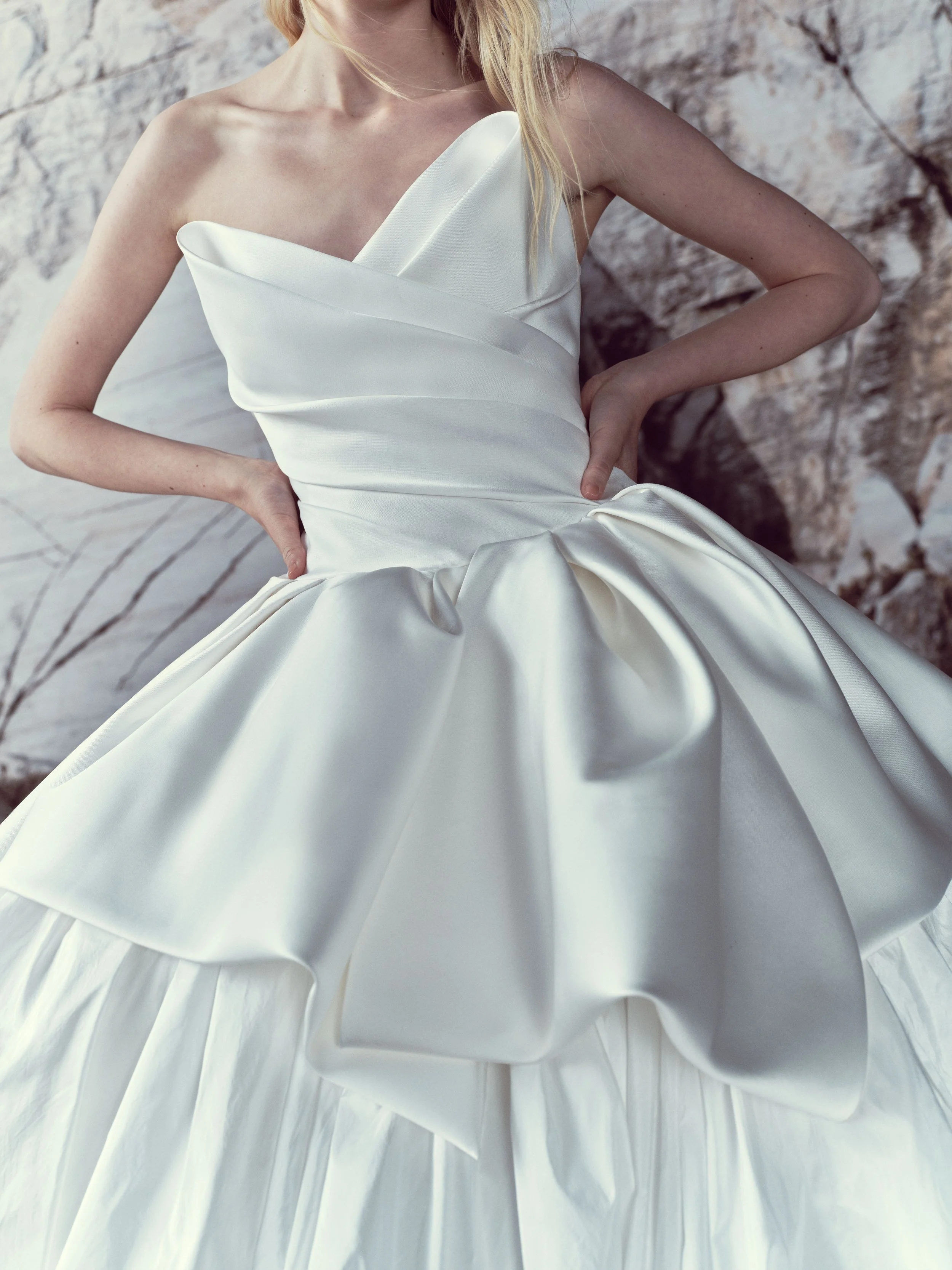LUCIA_SS27_RV_RIVINI (1).jpg