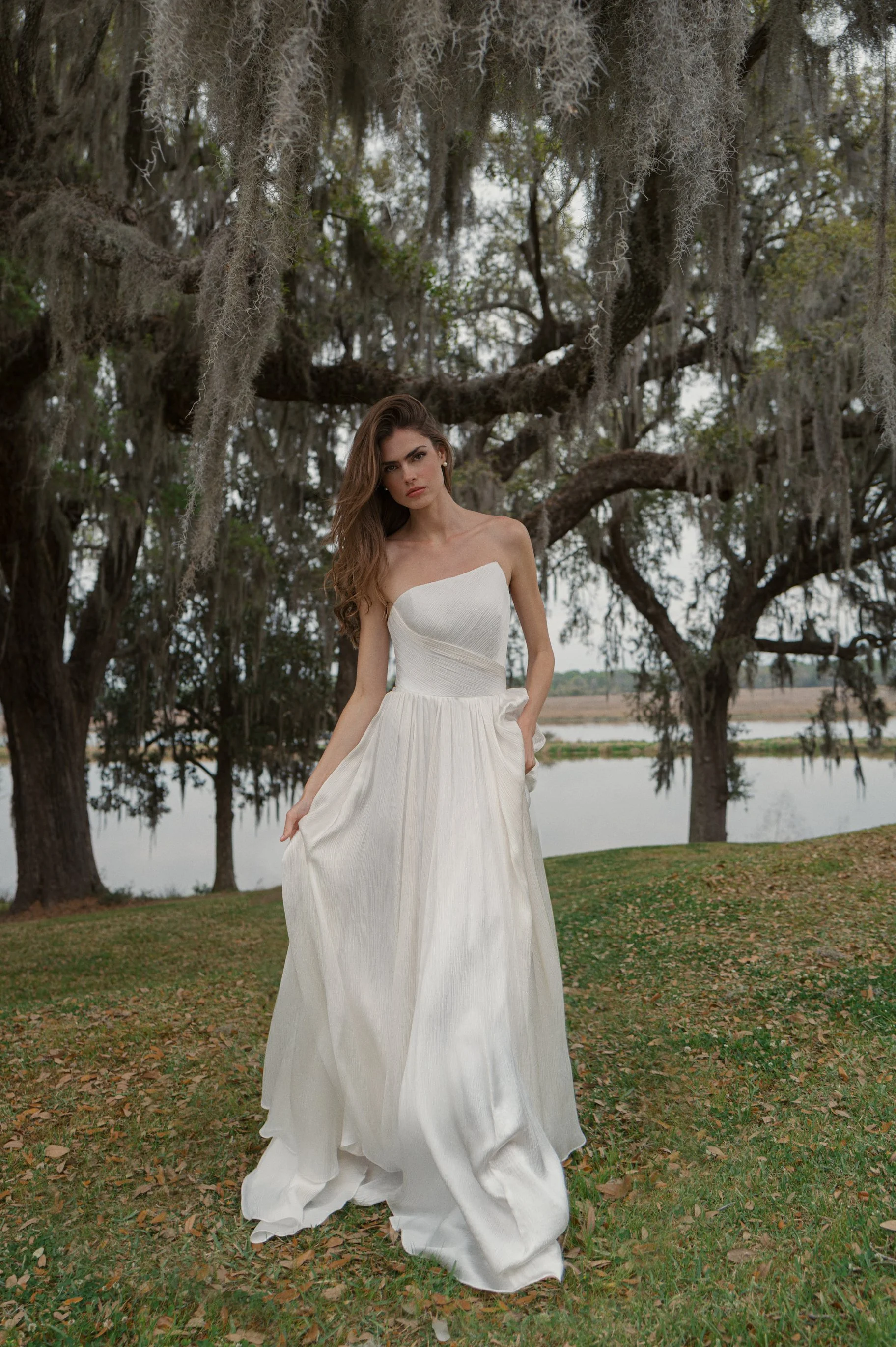 harelston-anne-barge-wedding-dress-14 (1).jpg