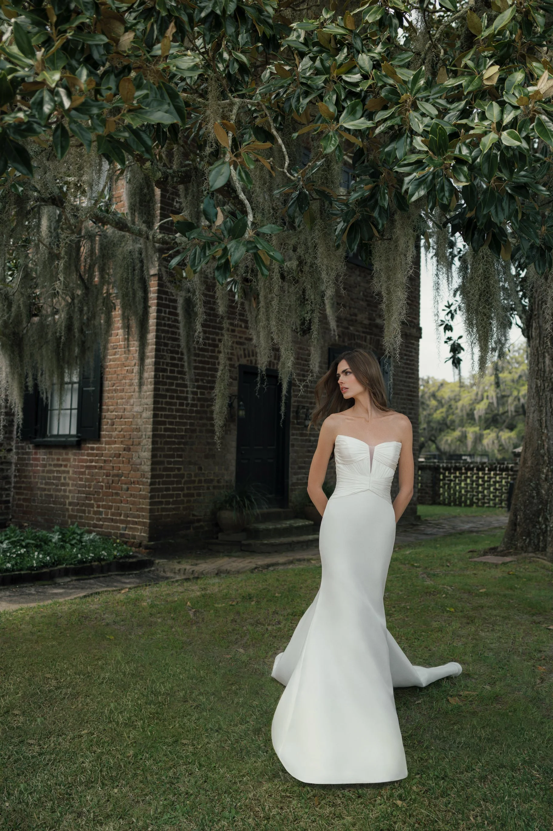 montagu-anne-barge-wedding-dress-2.jpg