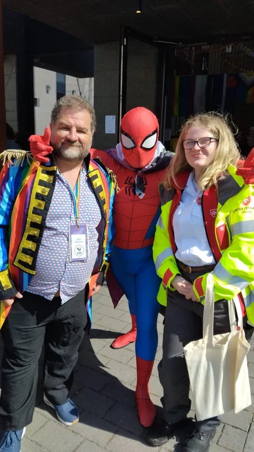 Pride 25' photo 2.webp