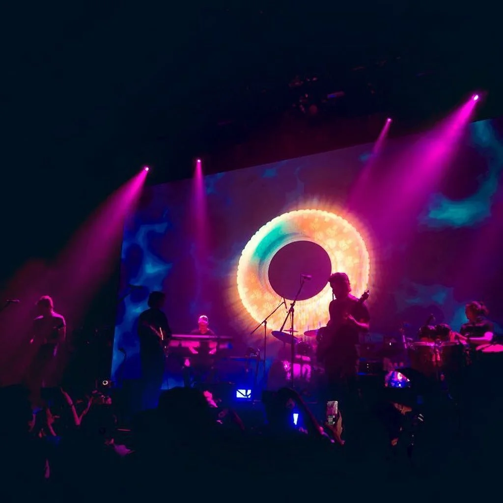 MOTO_RWYN_V_loislalomusic_2.jpg