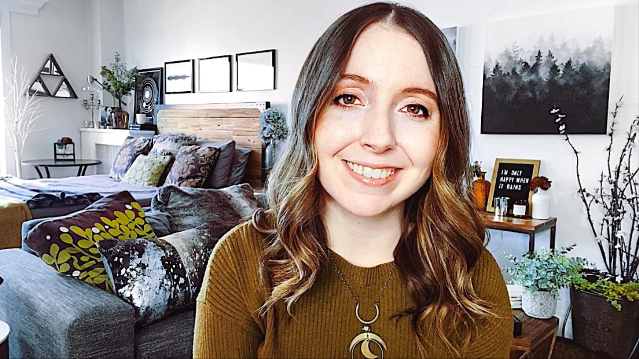 Living in a Studio Apartment: Q+A!