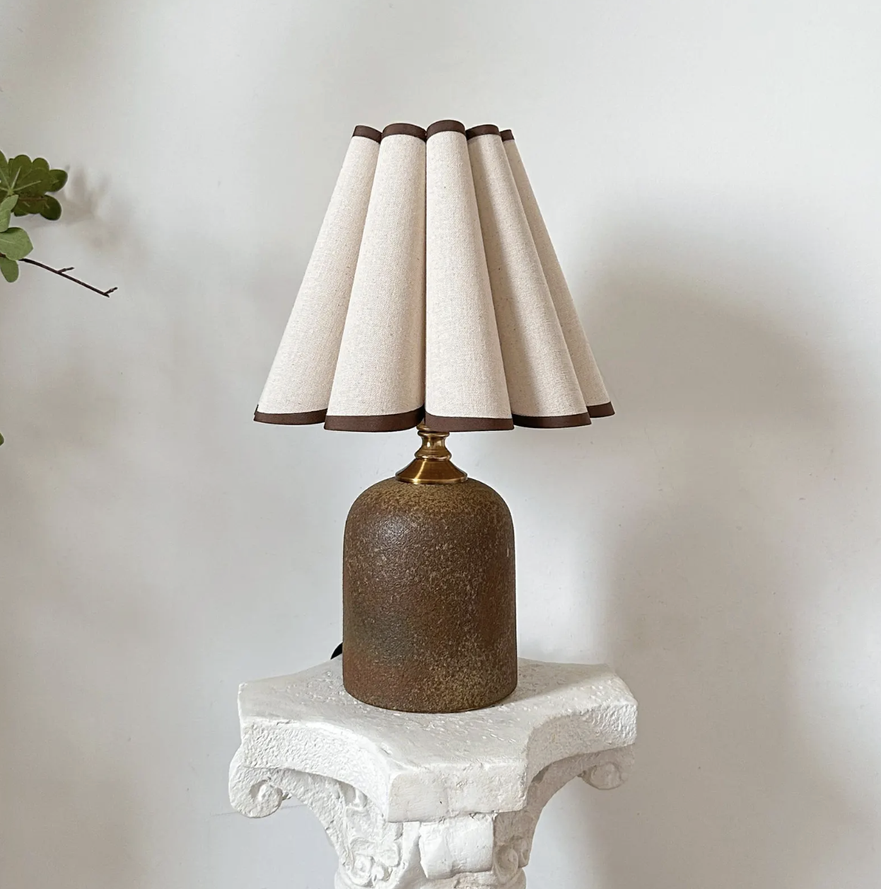 nancy meyers aesthetic decor - lighting 2.png