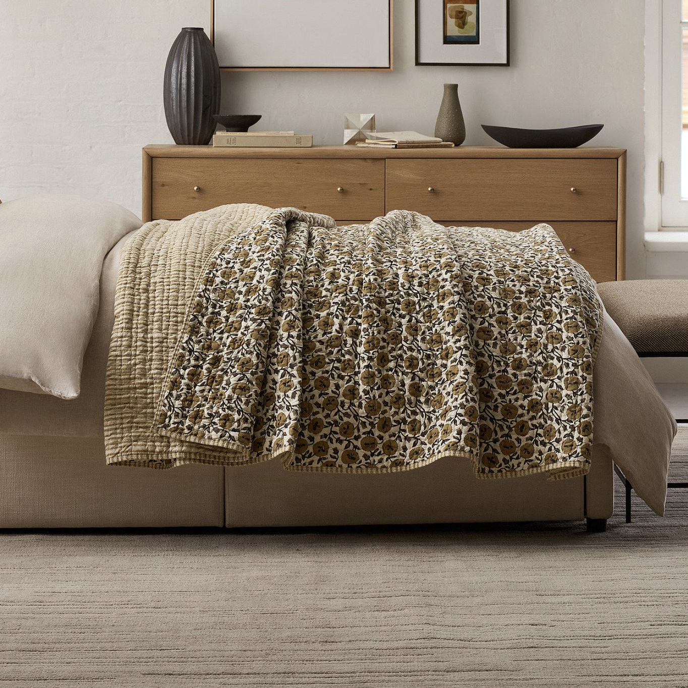 nancy meyers aesthetic decor - bed 3.png