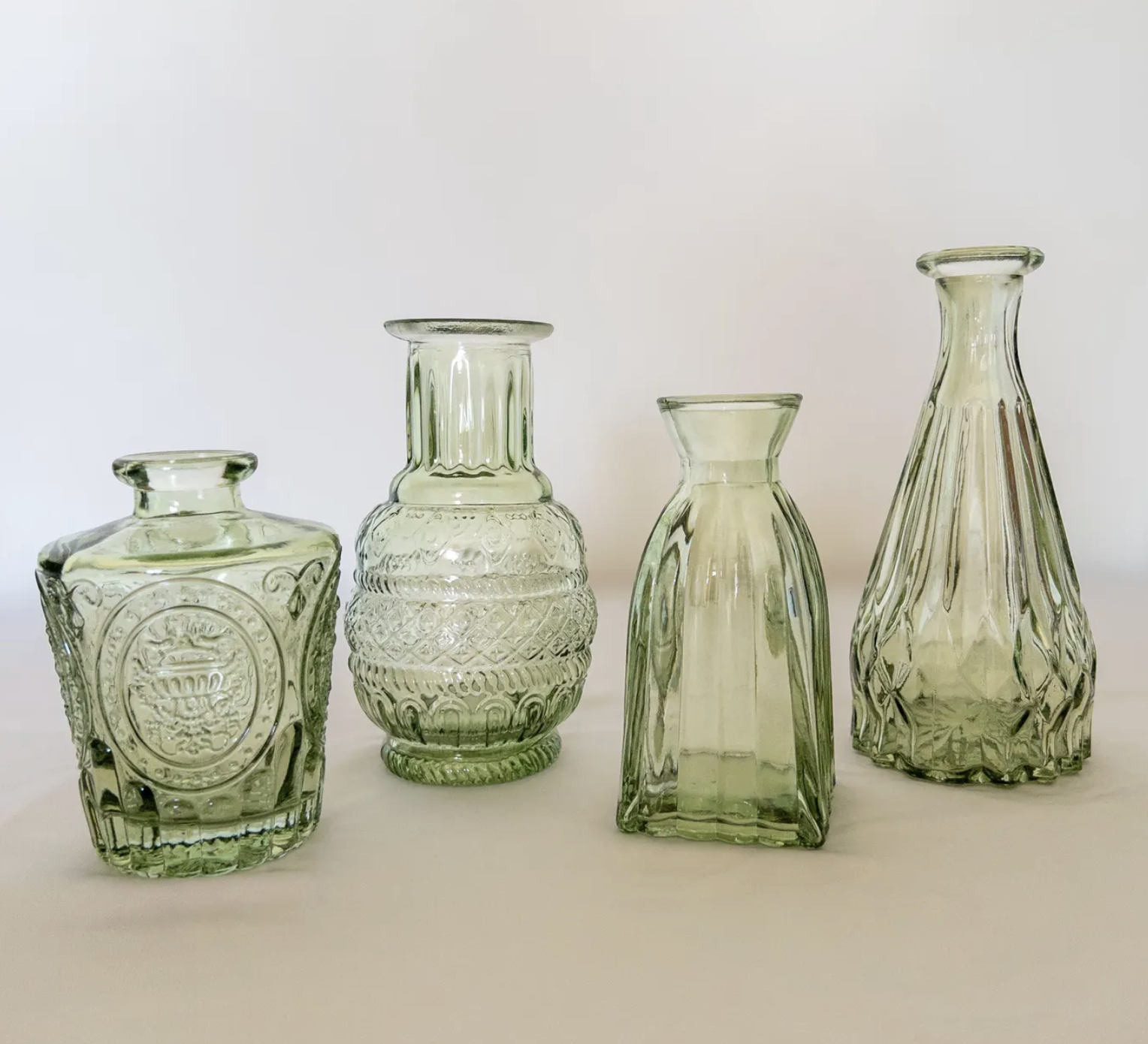 green academia decor - accent 4.png