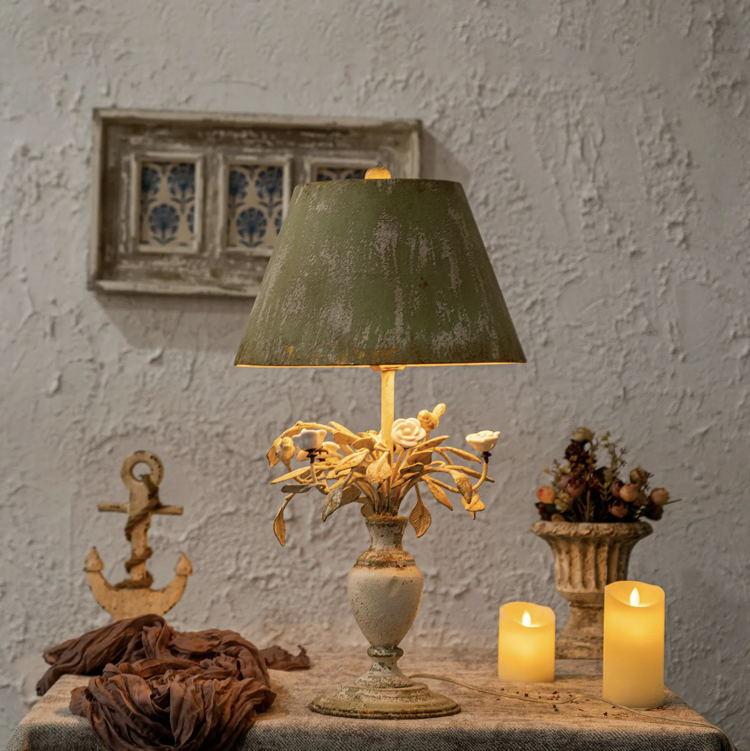 green academia bedroom decor - lighting 3.png