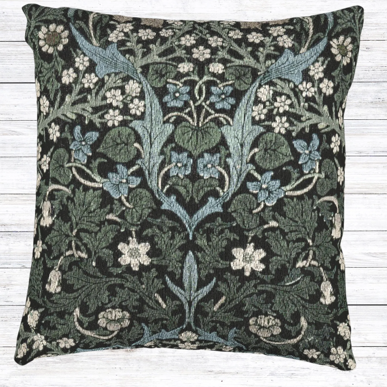 goblincore decor ideas - accents 13.png