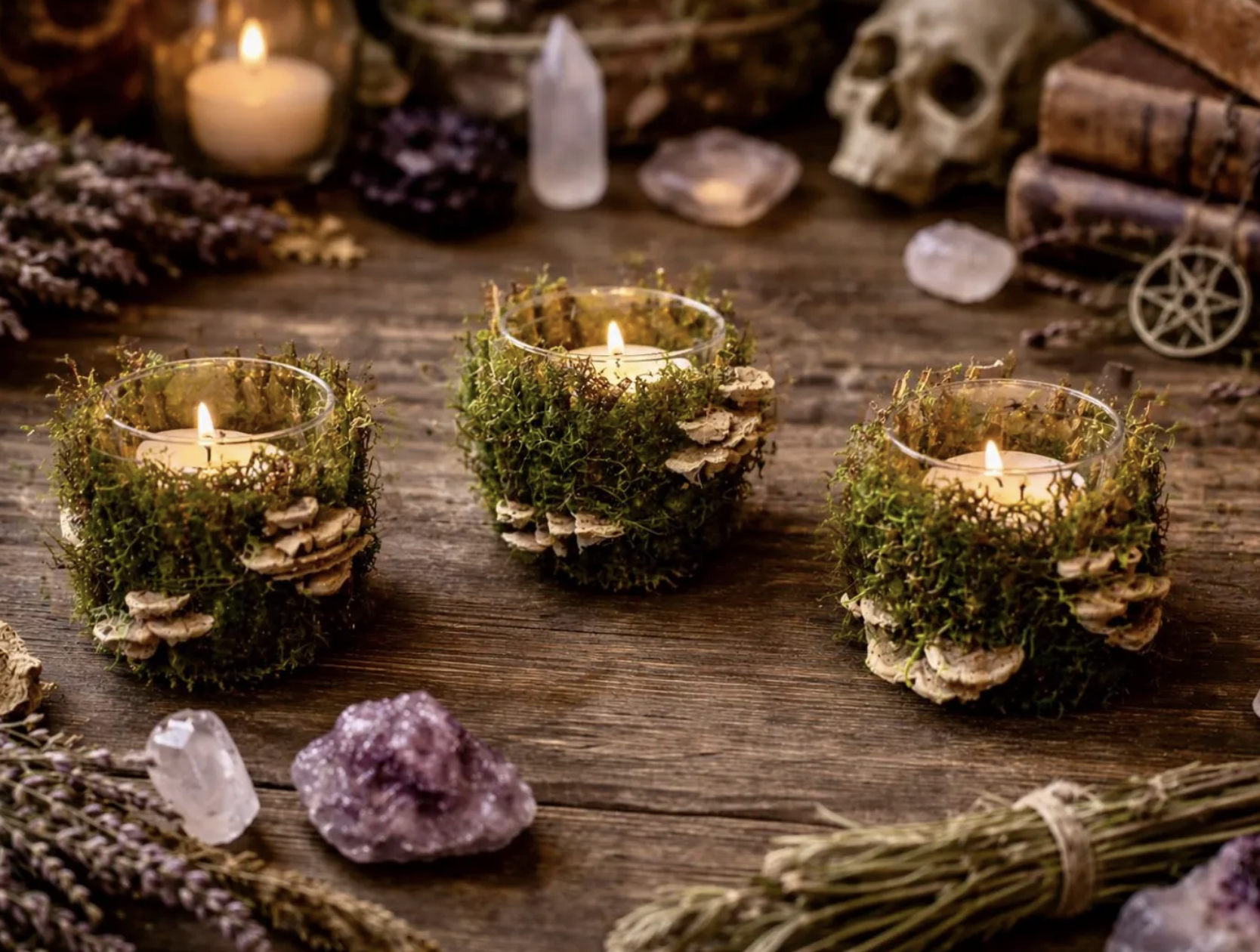 goblincore decor ideas - accents 8.png