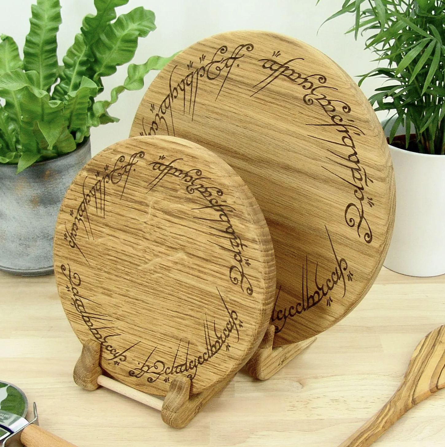 hobbitcore decor kitchen 42.png