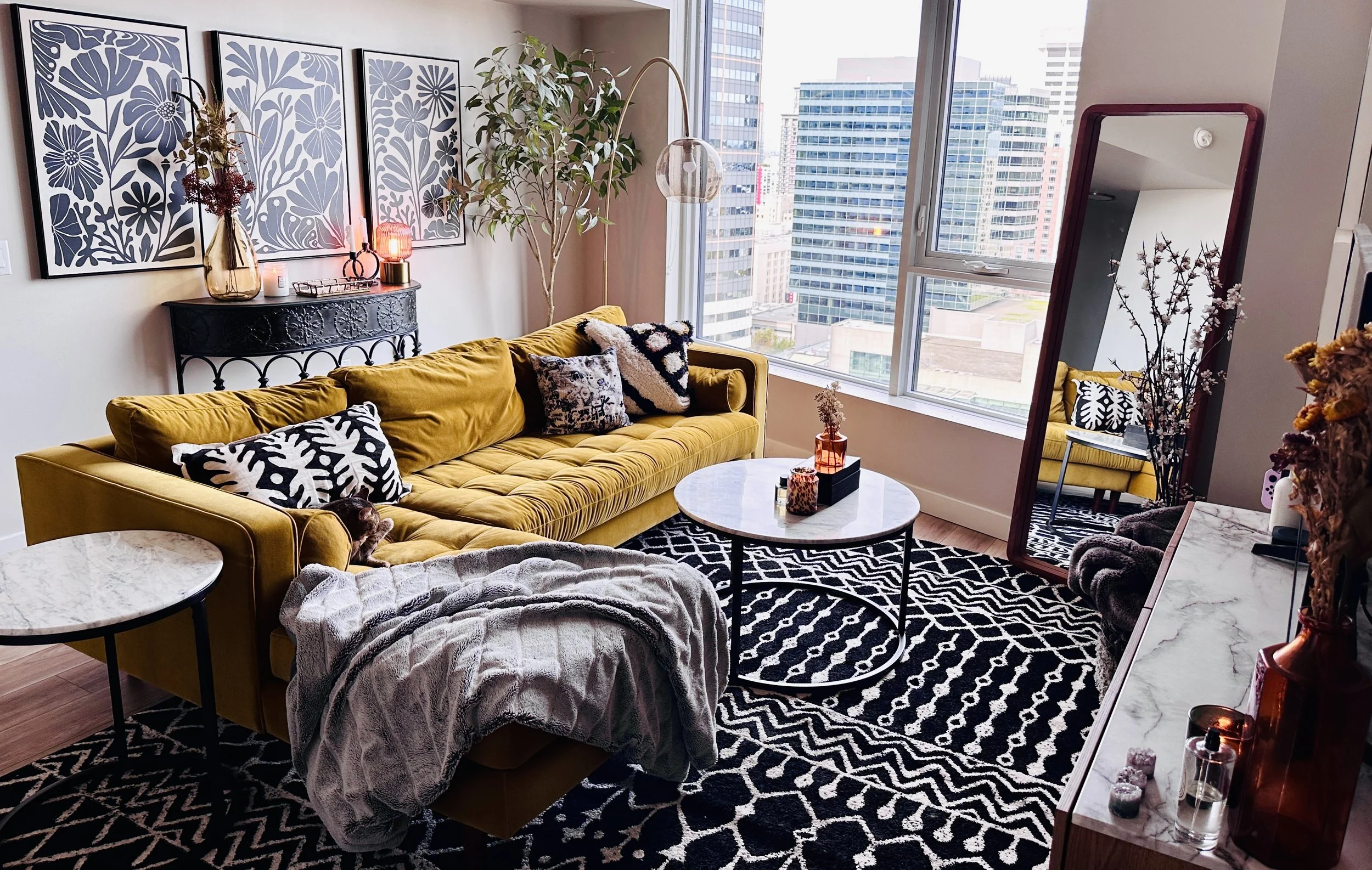 Decorating My Apartment After Heartbreak: How Interior Styling Can Help ...