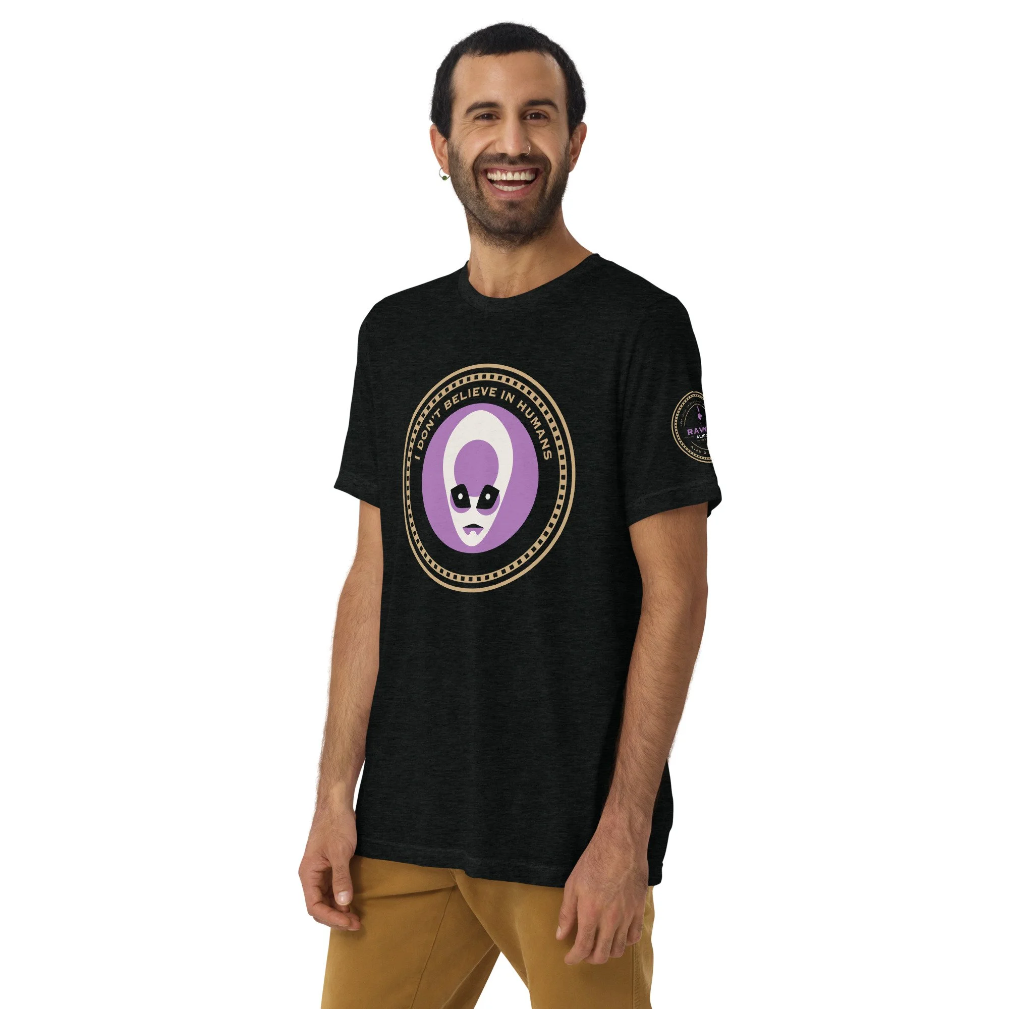 Alien - Purple on Black - Short sleeve t-shirt