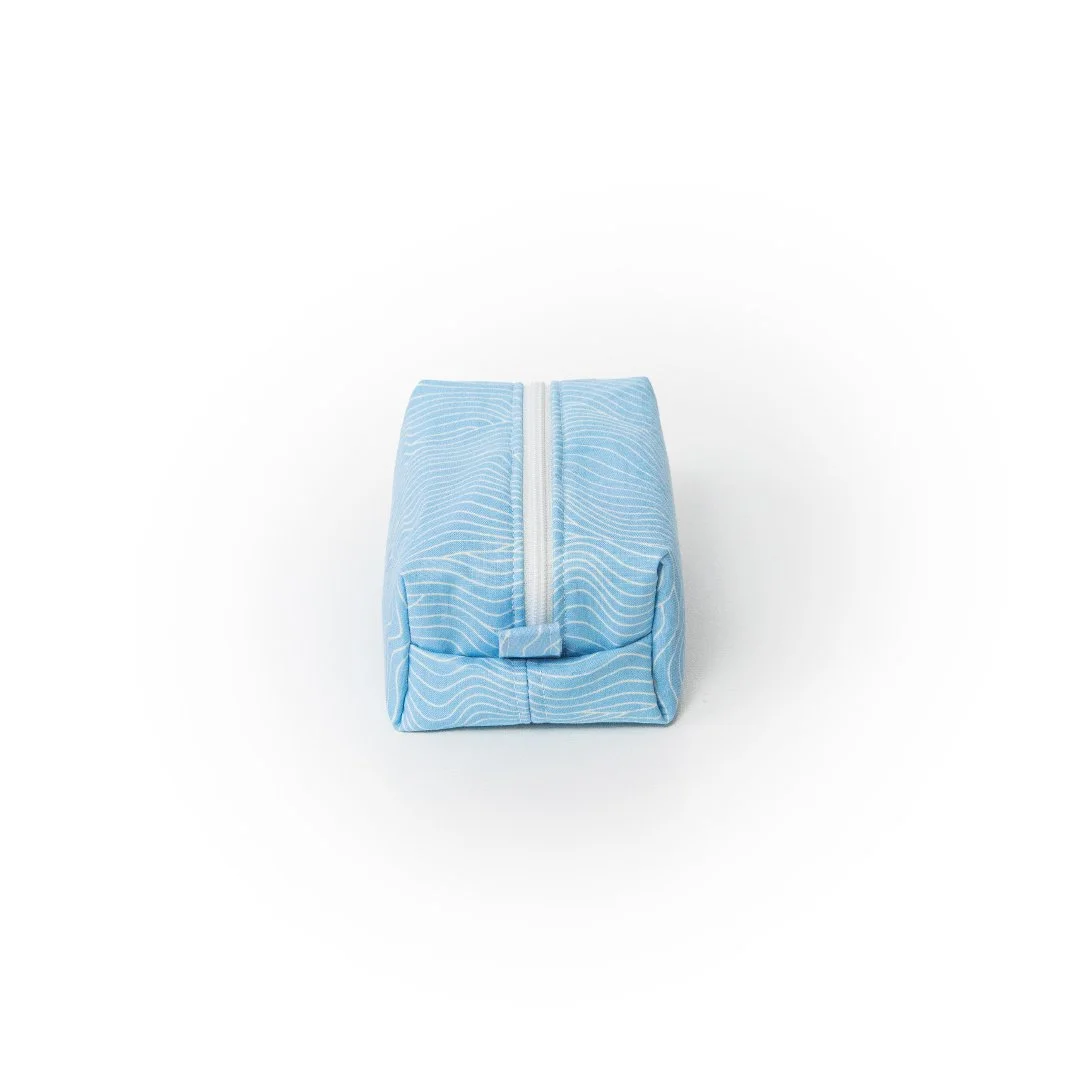 2 - Square- S_Pouch_Wavy-Blue.jpg
