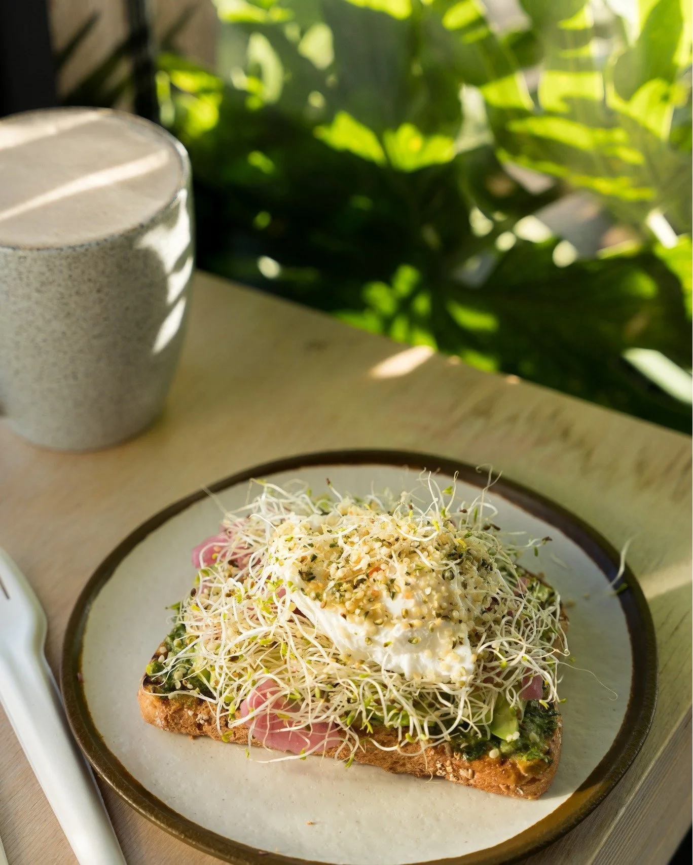 Breakfast that keeps up with summer days ☀️

Iced coffee, smoothies, and all the go-to favourites. What&rsquo;s your order this season?