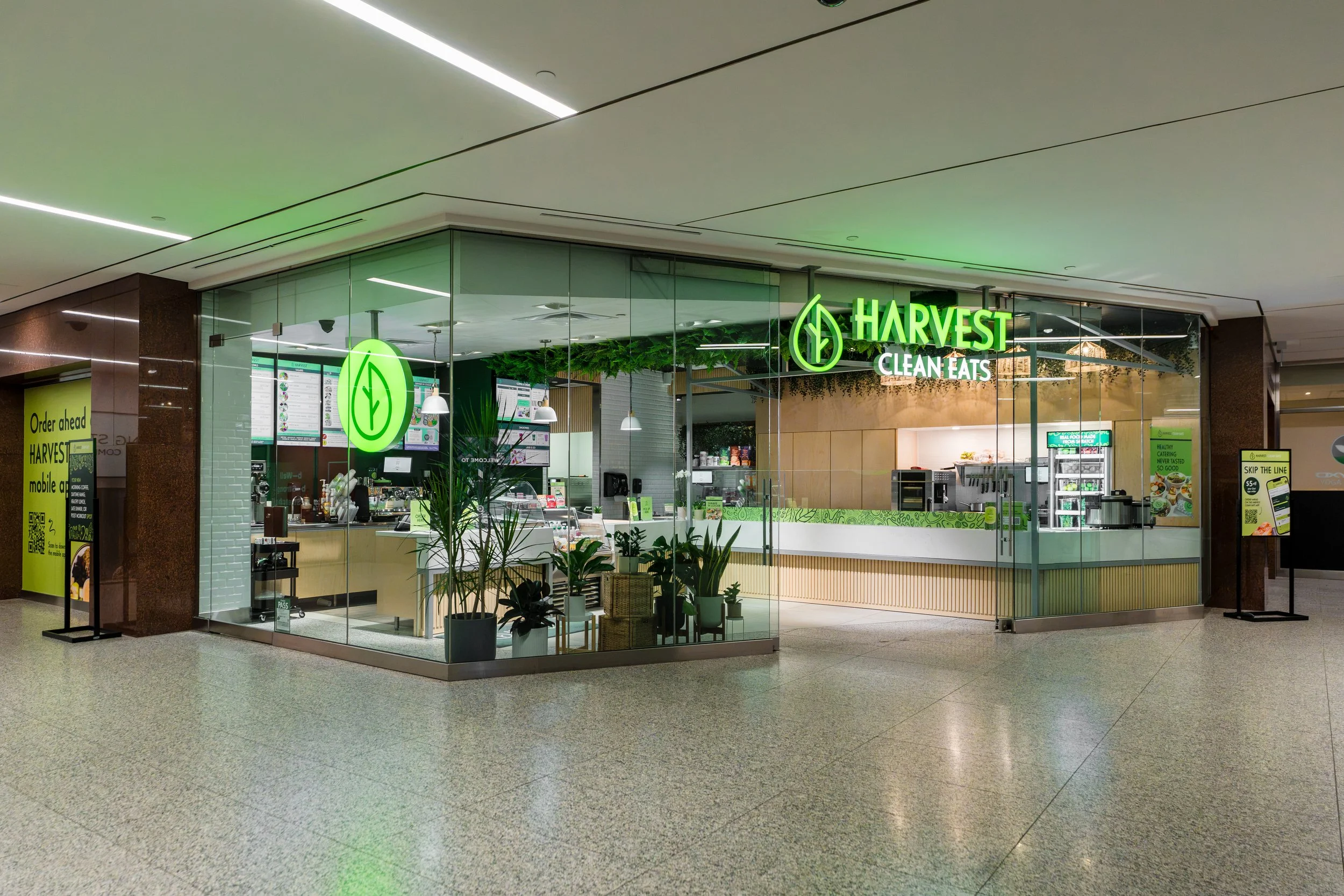 HARVEST Clean Eats Opens New Ontario Location at Toronto’s Scotia Plaza