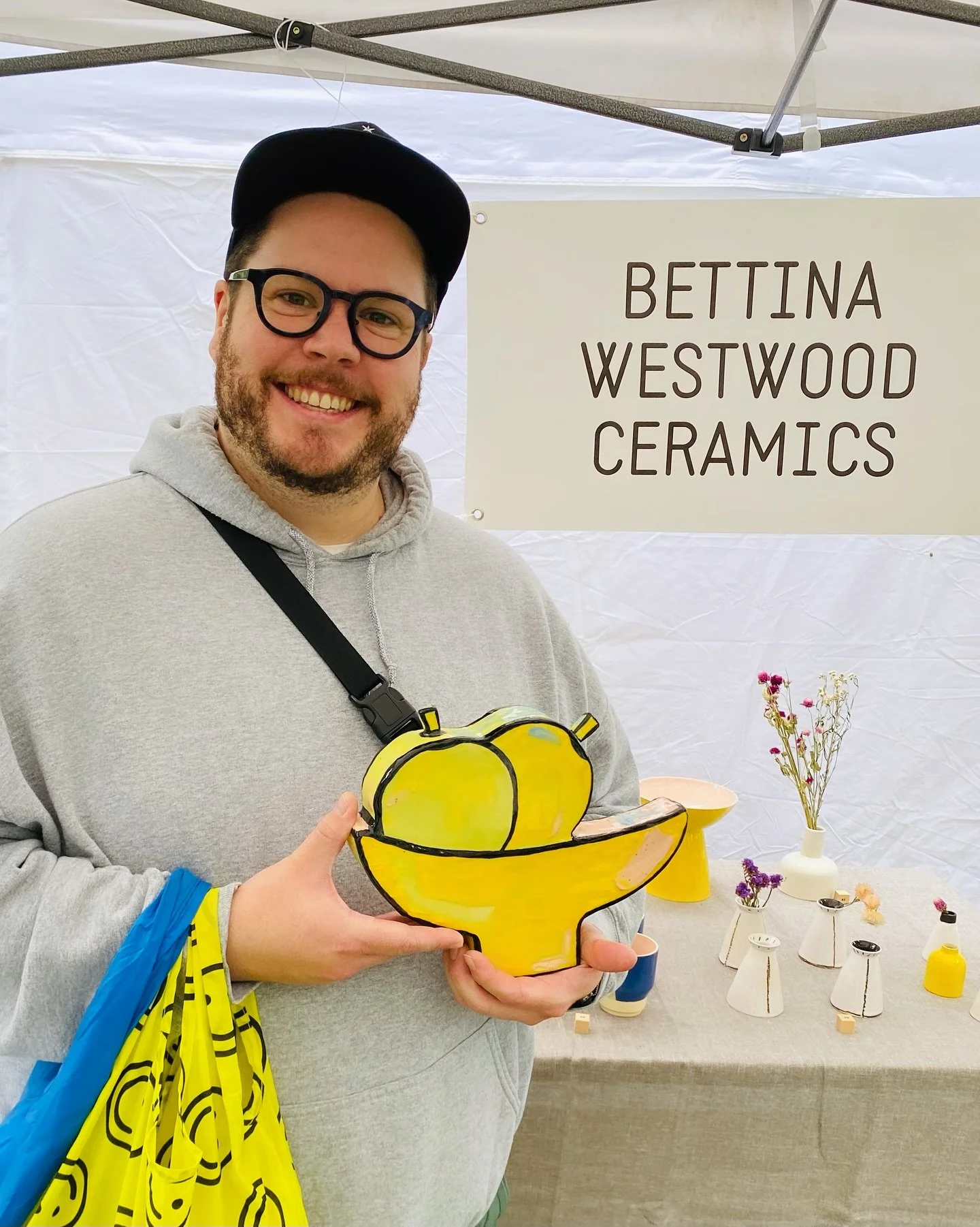 &lsquo;Fruit and Two Apples&rsquo; found a home @cabbagetownartandcraftshow this weekend!
Thank you Simon!
&hellip;
 #sculpture #art #ceramic #ceramicartist