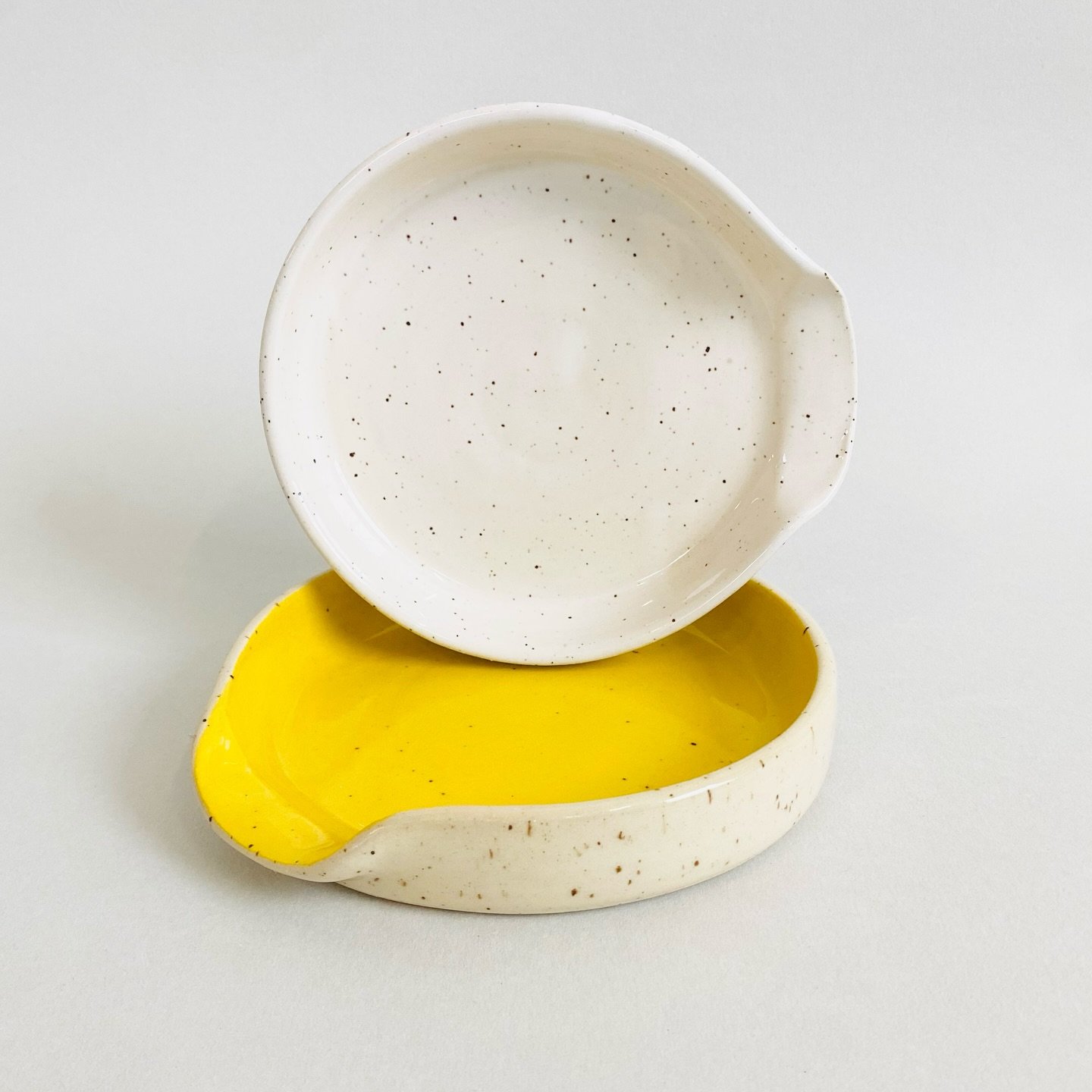 Spoonrests are back in stock in my online shop!

#spoonrest #handmade