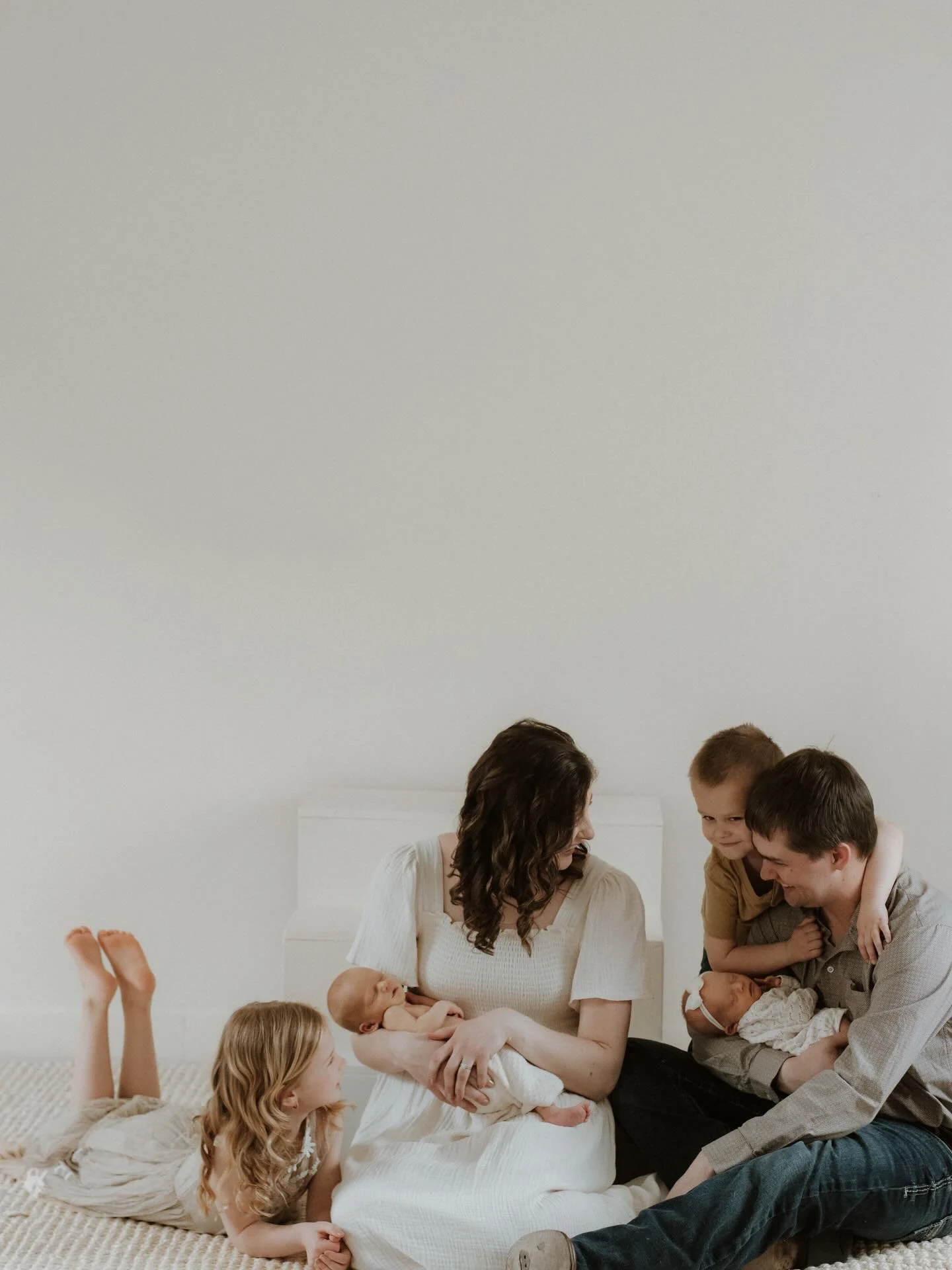 a family I&rsquo;ve been with for years now &amp; I&rsquo;m so thrilled to capture the love for their new twins 🤎