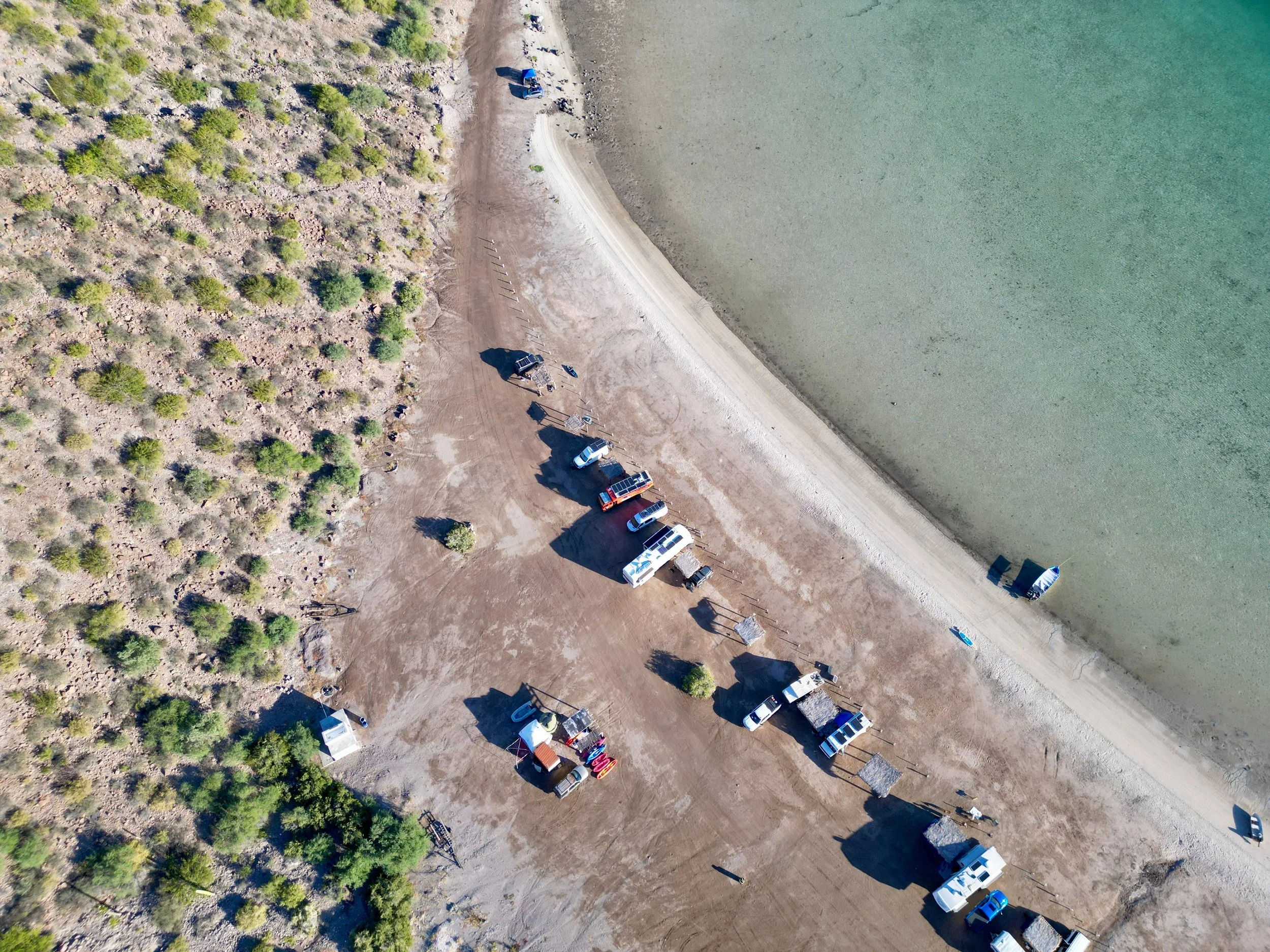 dji_fly_20231113_181854_657_1699918670958_aeb.jpeg