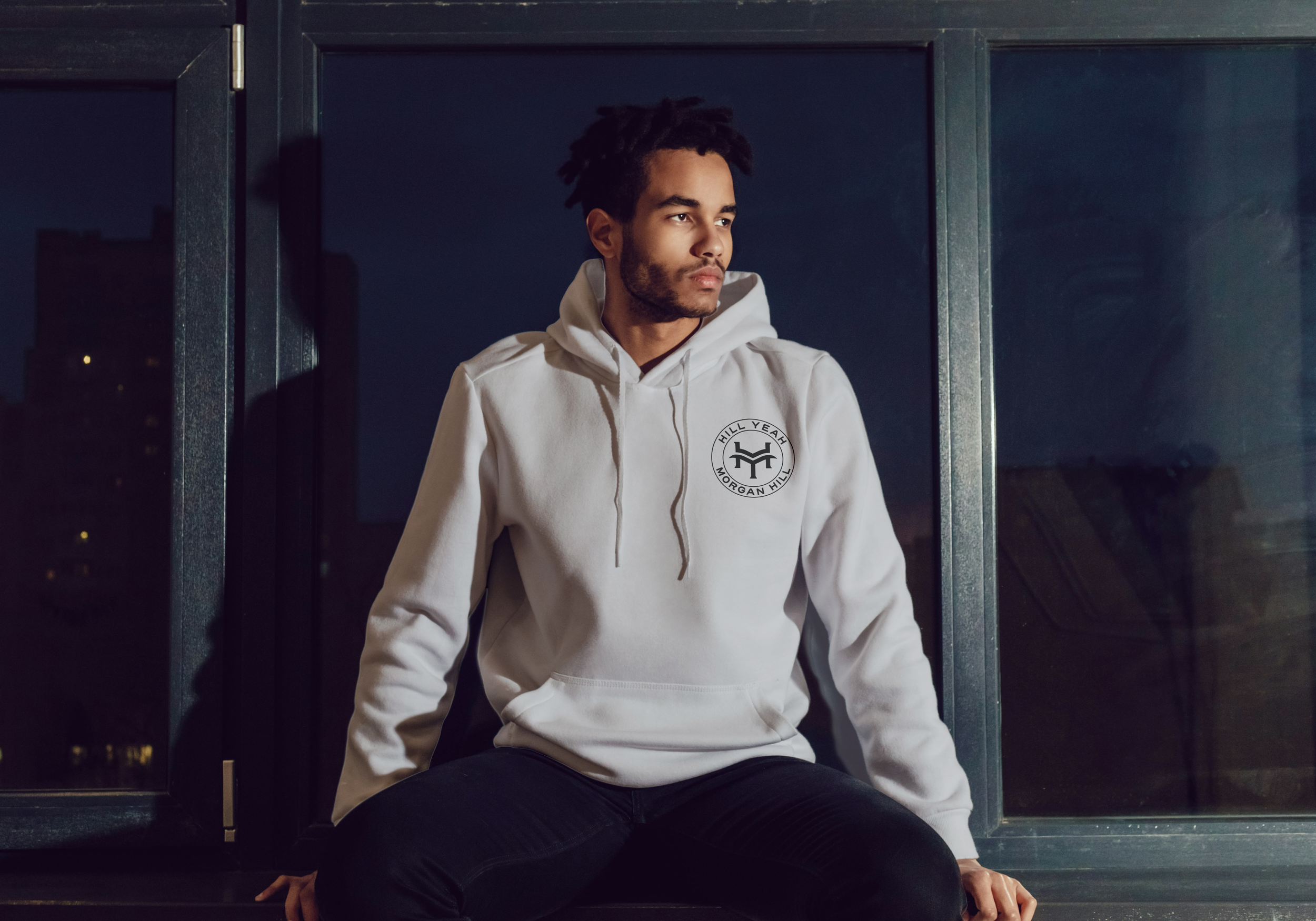 frontsmalllogohoodie.png