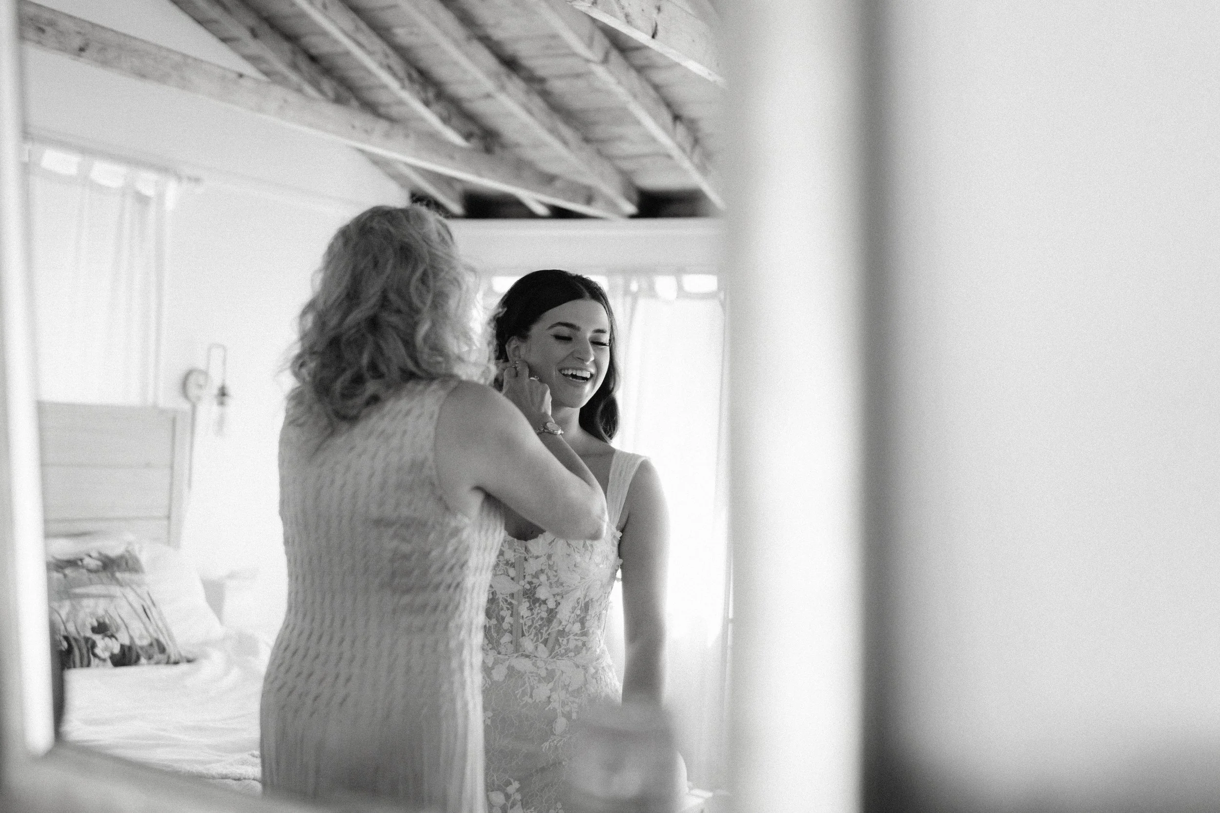 Carly and Sam Wedding-23BW.jpg